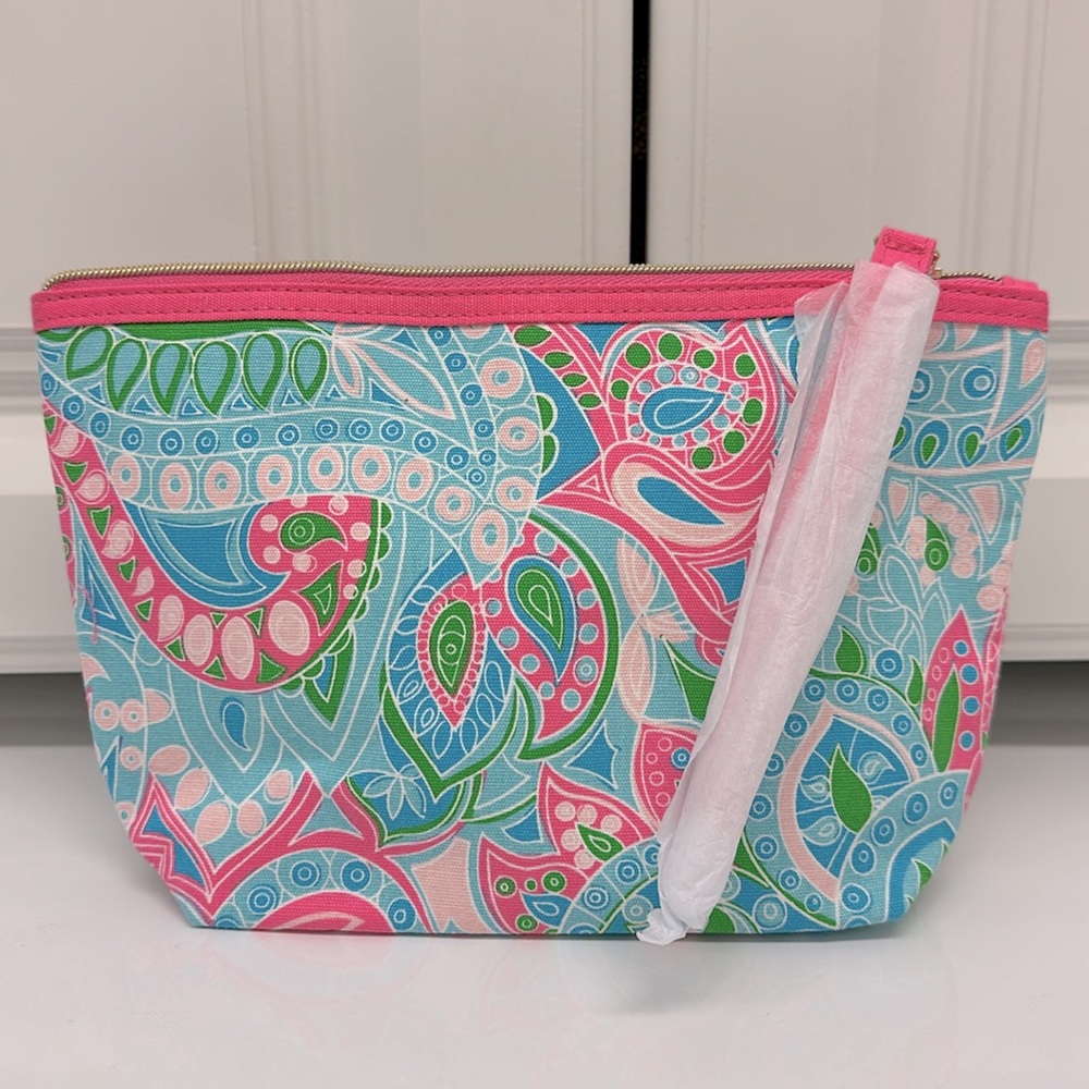 New Estée Lauder cosmetic bag